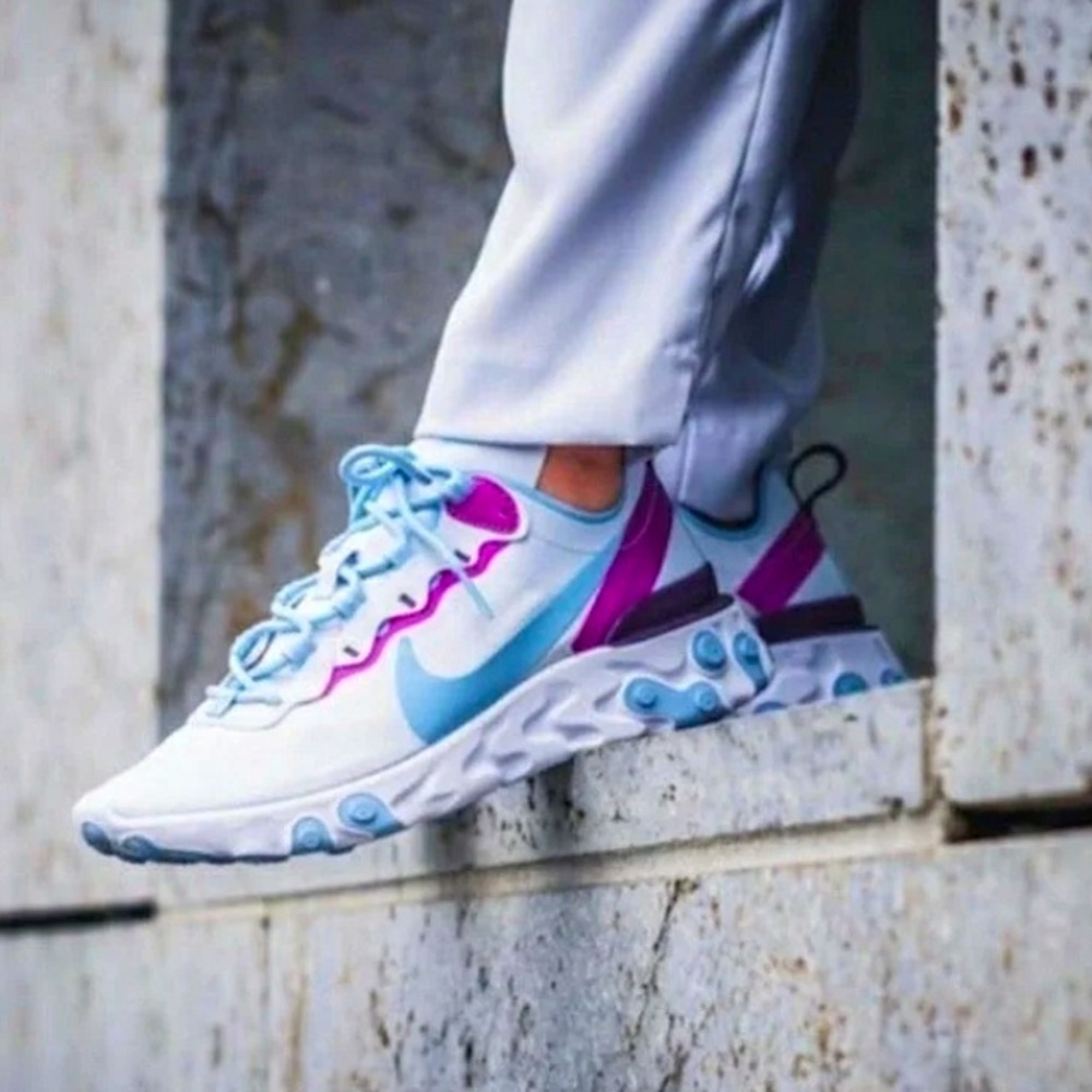 Nike React Element 55 women’s size 9.5